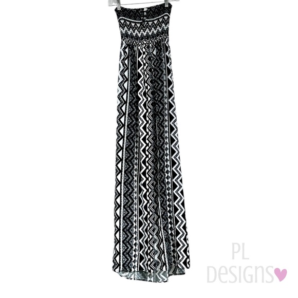 Maxi Dress Black and White Sleeveless Coverup Hi Lo - Picture 1 of 5